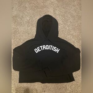 Black Cropped “DETROITISH” Hoodie -M